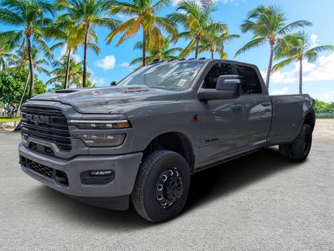 New 2026 RAM 3500 Laramie AWD/4WD image 7