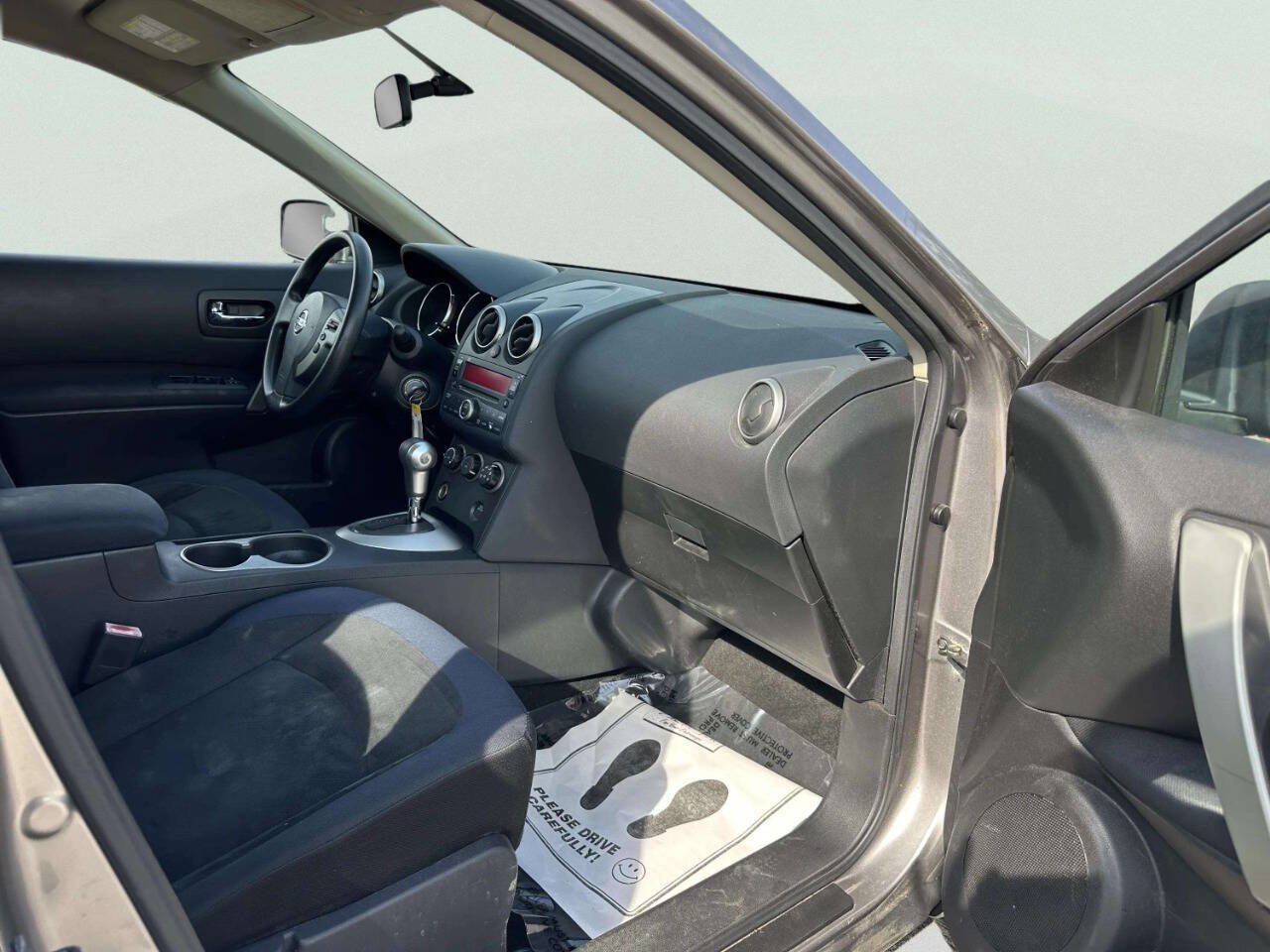 Used 2010 Nissan Rogue S FWD image 19