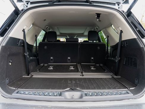 New 2026 Nissan Pathfinder Platinum AWD/4WD image 8