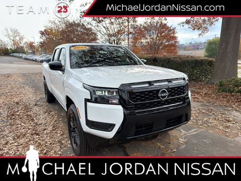 New 2026 Nissan Frontier SV w/ SV Convenience Package image 1