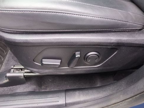 Used 2025 Kia Sorento EX w/ Panoramic Sunroof Package image 12