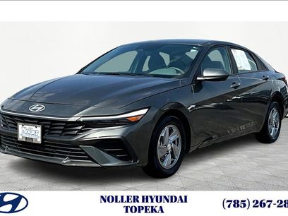 Used 2024 Hyundai Elantra SE