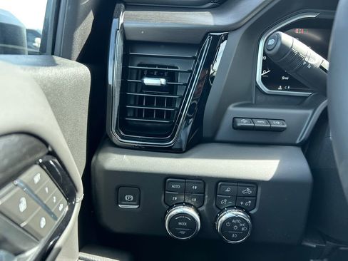 New 2026 GMC Sierra 2500 AT4X image 19