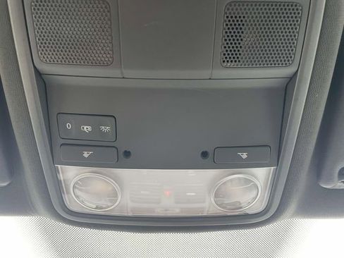 Used 2009 Volkswagen GTI 4-Door FWD image 30