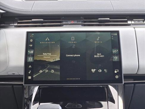 New 2026 Land Rover Range Rover Sport SE AWD/4WD image 12