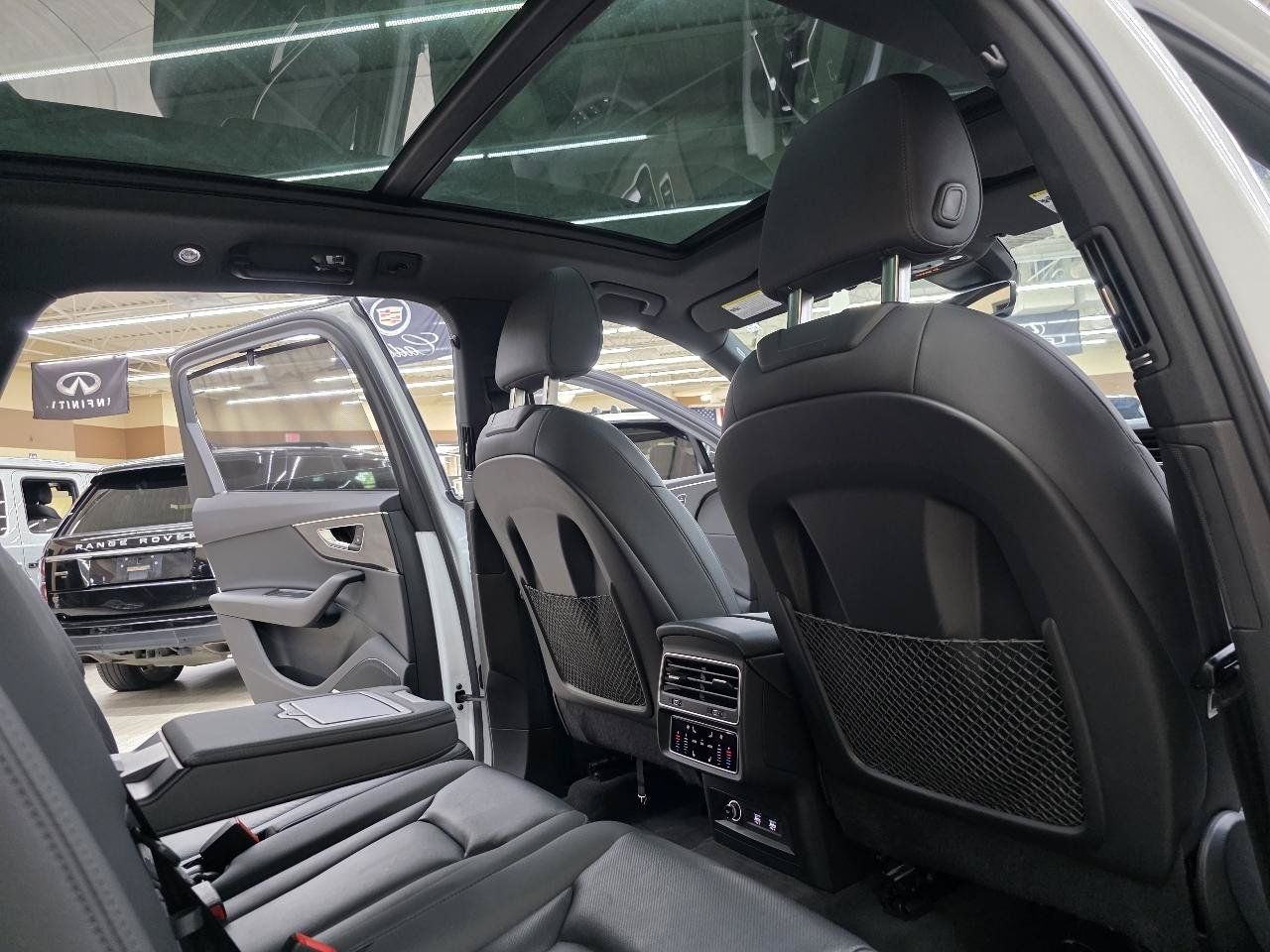 Used 2020 Audi Q7 3.0T Premium Plus w/ Premium Plus Package AWD/4WD image 26