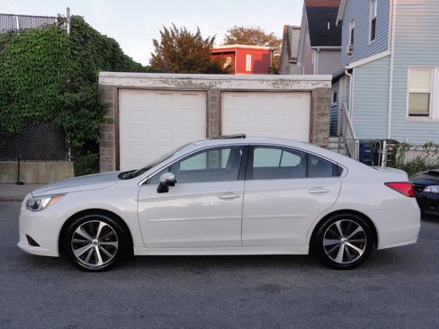 Used 2015 Subaru Legacy 3.6R Limited AWD/4WD image 5