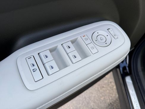 New 2025 Hyundai Santa Fe Calligraphy image 18