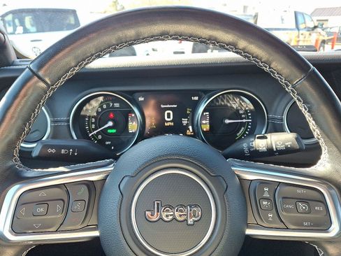 Used 2022 Jeep Wrangler Unlimited Sahara w/ Cold Weather Group image 29