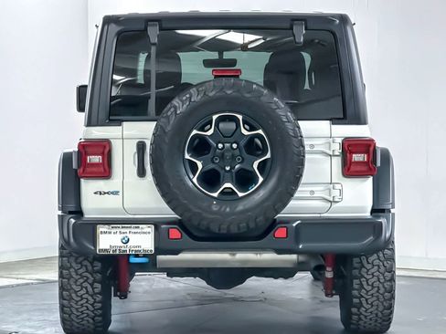 Used 2022 Jeep Wrangler Unlimited Rubicon 4xe AWD/4WD image 7