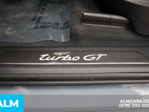 Used 2022 Porsche Cayenne Turbo GT image 17