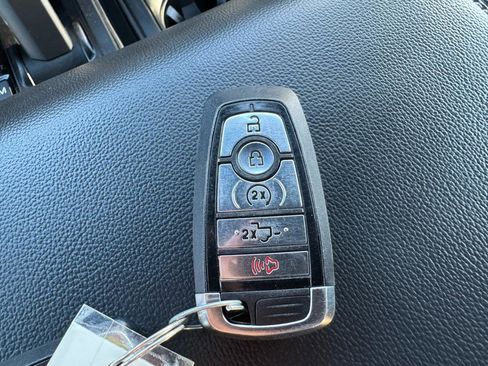 Used 2025 Ford F150 XLT w/ Equipment Group 302A MID image 27