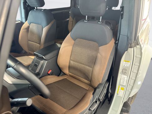 Used 2022 Ford Bronco Outer Banks AWD/4WD image 11