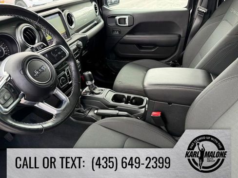 Used 2022 Jeep Wrangler Unlimited Sahara w/ LED Lighting Group AWD/4WD image 26