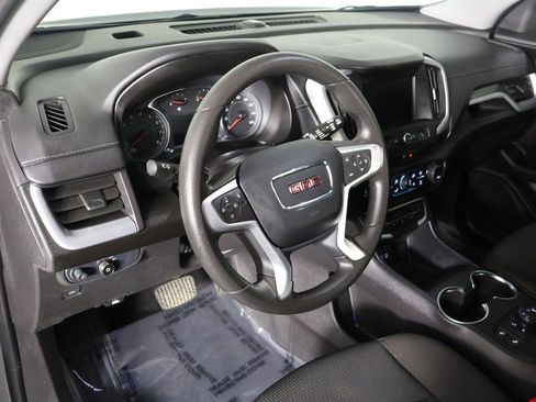 Used 2024 GMC Terrain SLE w/ Elevation Edition image 26