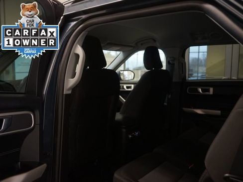 Certified 2023 Ford Explorer XLT image 28