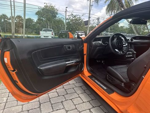 Used 2021 Ford Mustang GT Premium w/ GT Performance Package RWD image 22