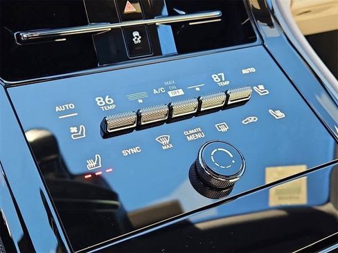 New 2026 Porsche Panamera 4 AWD/4WD image 17