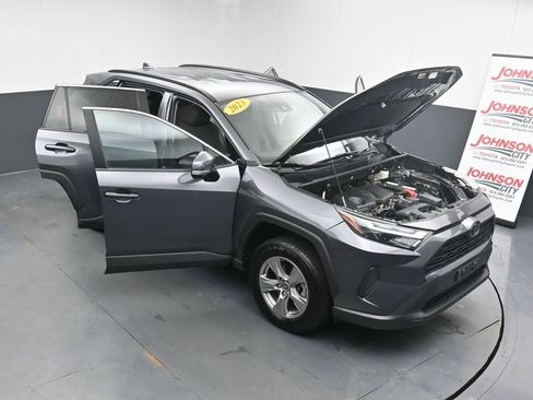 Used 2023 Toyota RAV4 XLE image 39