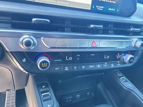 Used 2024 Kia Telluride SX X-Line AWD/4WD image 25