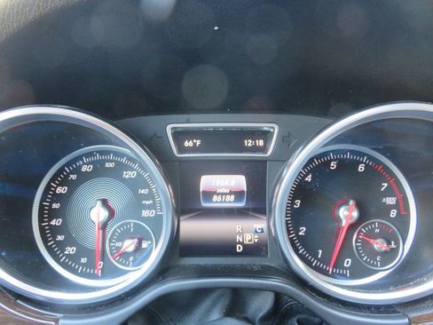 Used 2018 Mercedes-Benz GLE 350 4MATIC image 15