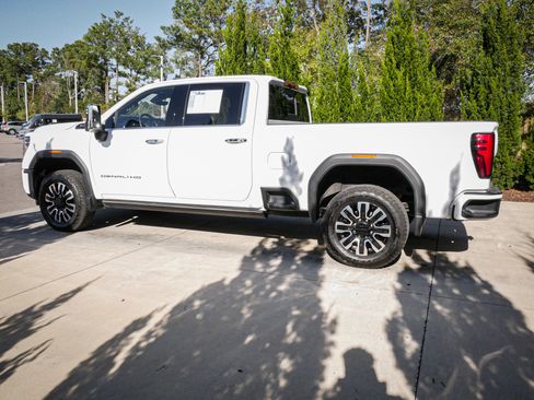 Used 2025 GMC Sierra 2500 Denali Ultimate image 7