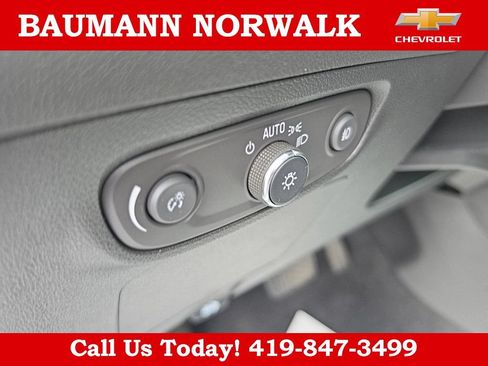 Used 2022 Buick Encore GX Essence w/ Experience Buick Package AWD/4WD image 33
