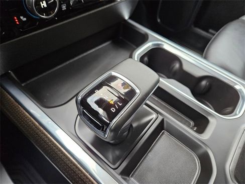 Used 2025 Chevrolet Silverado 1500 LT Trail Boss w/ Convenience Package II image 27