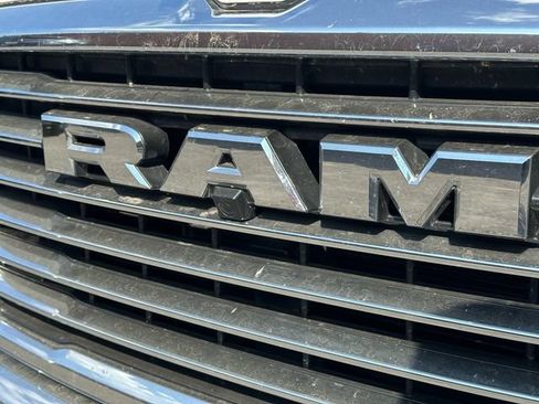Used 2025 RAM 1500 Laramie AWD/4WD image 8