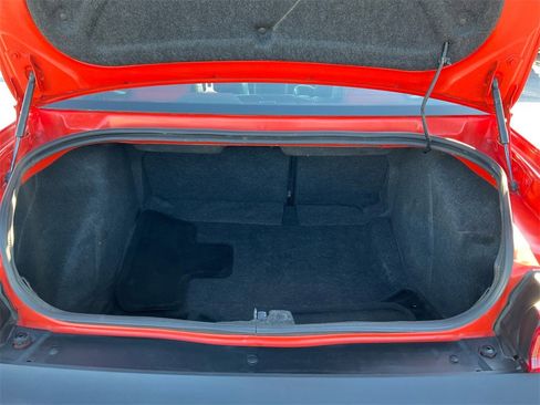 Used 2013 Dodge Challenger R/T image 24