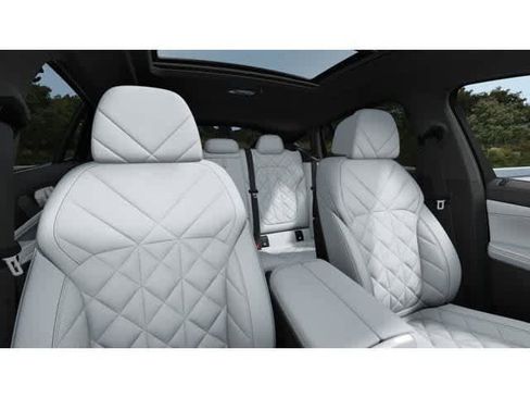 New 2026 BMW X6 xDrive40i image 11