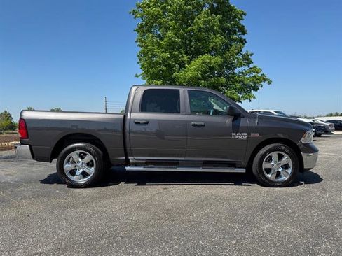 Used 2021 RAM 1500 Tradesman w/ Tradesman SXT Package image 2
