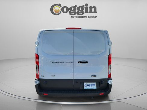 Used 2025 Ford Transit 350 148 Low Roof AWD w/ Load Area Protection Package image 4