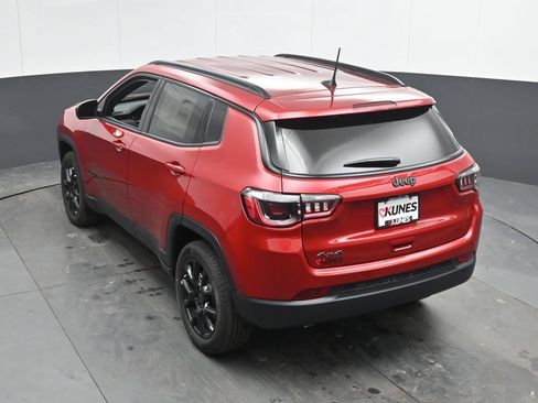 New 2026 Jeep Compass Latitude AWD/4WD image 44