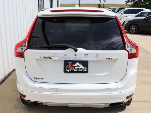 Used 2016 Volvo XC60 T5 Premier image 4