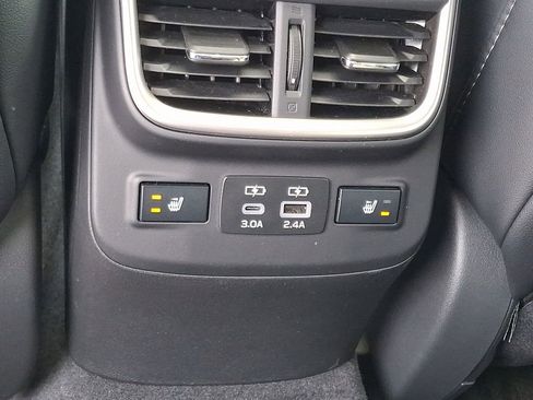 Certified 2025 Subaru Outback Limited AWD/4WD image 12
