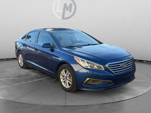 Used 2016 Hyundai Sonata SE w/ Cargo Package image 7