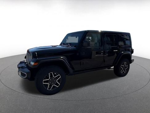 Used 2025 Jeep Wrangler Unlimited Sahara AWD/4WD image 7