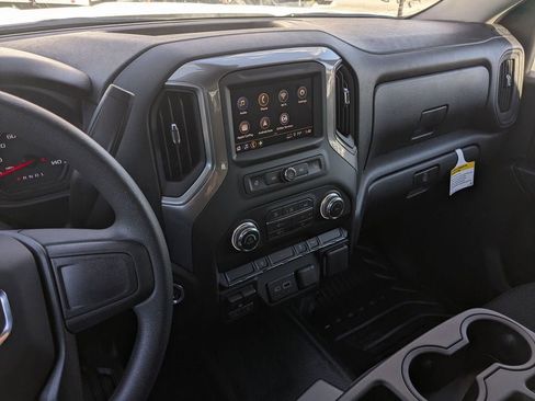 New 2026 GMC Sierra 2500 Pro w/ Convenience Package RWD image 28