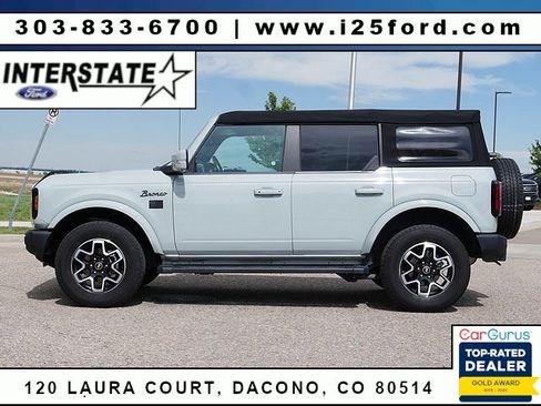 Used 2022 Ford Bronco Outer Banks image 2