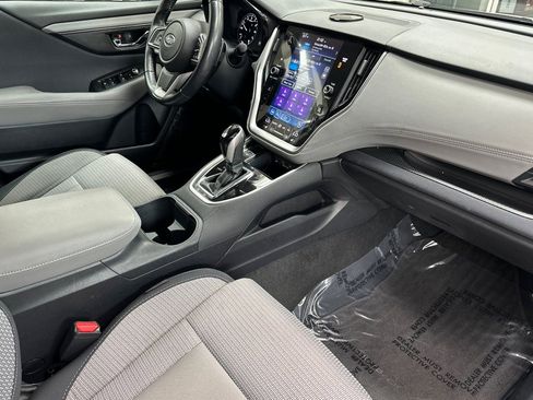 Used 2022 Subaru Outback Premium AWD/4WD image 21