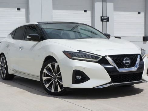 Used 2023 Nissan Maxima Platinum w/ Sport Mat Group image 2