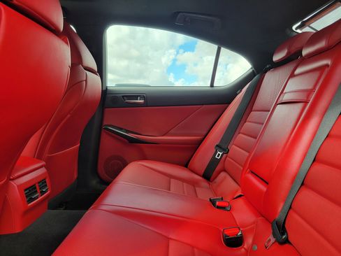 Used 2023 Lexus IS 350 F Sport image 10