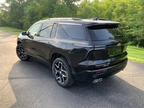 Used 2026 Chevrolet Traverse High Country w/ LPO, Floor Liner Package AWD/4WD image 8