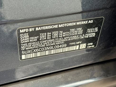 Used 2022 BMW X7 M50i image 34