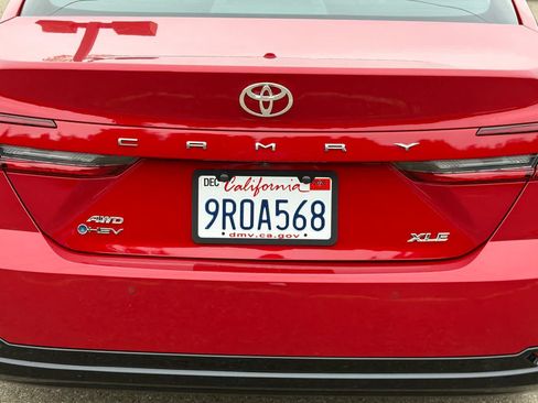 Used 2025 Toyota Camry XLE w/ Premium Plus Package AWD/4WD image 16