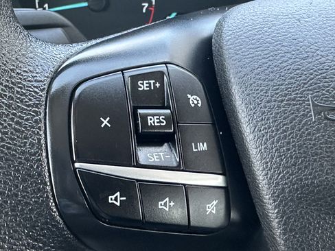 Used 2022 Ford Transit 350 XLT image 24