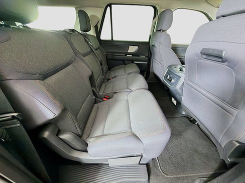 Used 2025 Ford Expedition Max Active AWD/4WD image 26