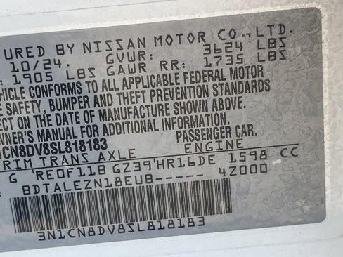 Used 2025 Nissan Versa S w/ Trunk Package FWD image 30