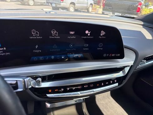 Certified 2025 Cadillac Lyriq Sport AWD/4WD image 17